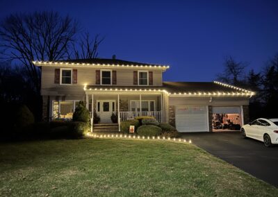 Residential holiday lighting